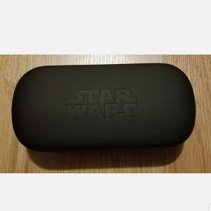 chillibeans x star wars leather sunglass hard case